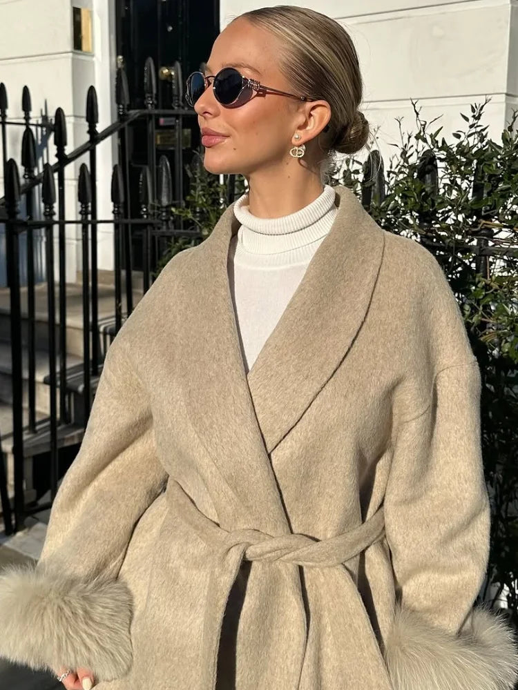 Lässiger, einfarbiger Wollmantel mit Schalkragen, modischer, lässiger, einreihiger Tasche, lockere Oberbekleidung, 2025, neue Highstreet-Jacke