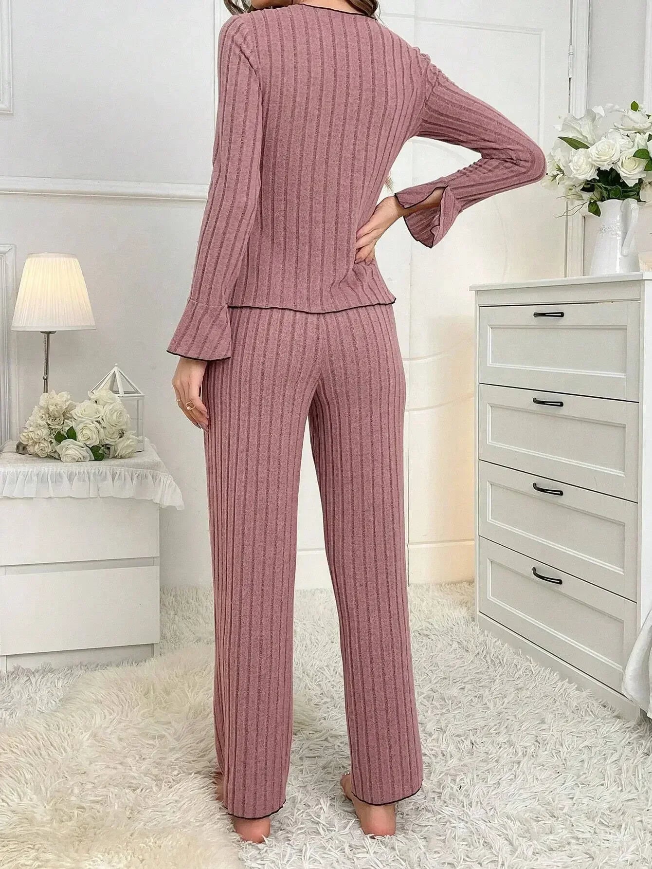 Autumn Winter Warm Pajamas Set for Woman Sleepwear Lapel Bow Fashion Sexy Long Sleeve Tops and Trousers Home Suit.