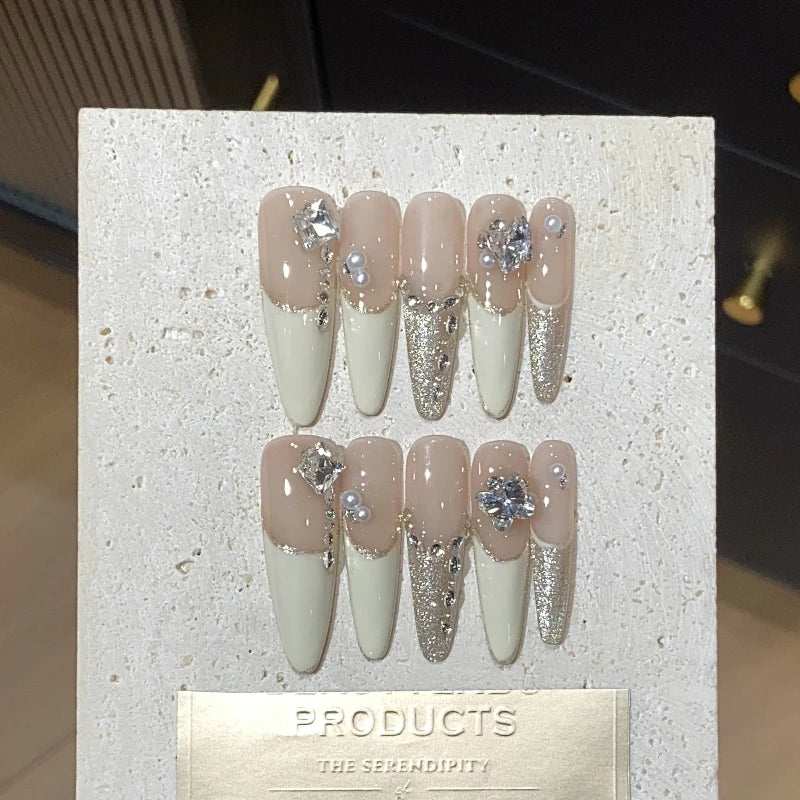 10Pcs White Simple French Fake Nails Pearl Rhinestone False Nails Long Almond Press on Nails Fashion Cat Eye Nail Art Handmade.