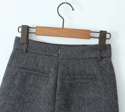 YENKYE Women Vintage High Waist Woolen A-line Mini Skirt Elegant Lady Office Wear Autumn Winter Skirts.