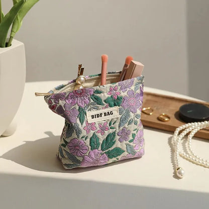 Women's Makeup Bag Small Vintage Purple Flower Large Capacity Cosmetic Lipstick Storage Bag Portable Coin Purse Commuter Clutch.