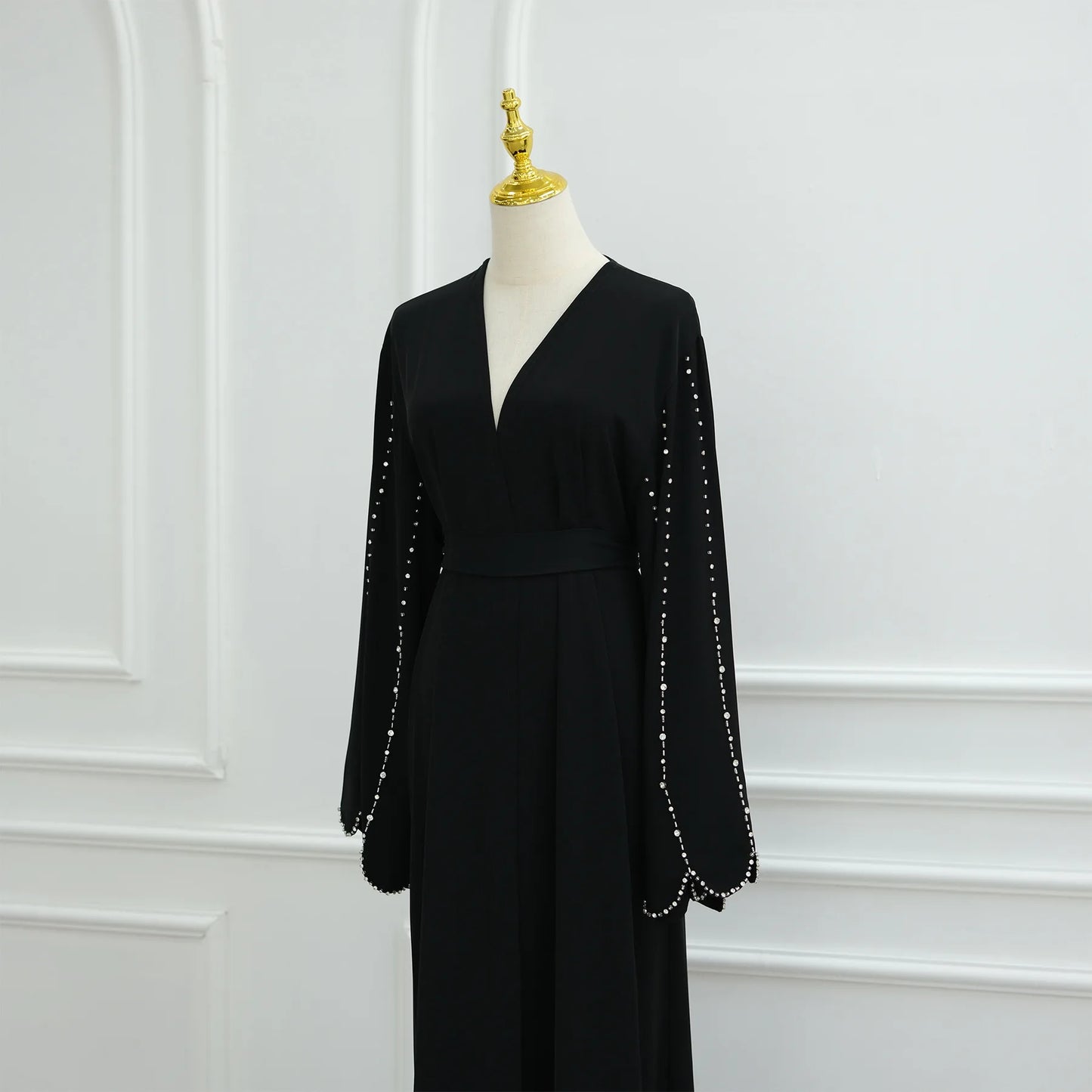 Middle Eastern Modest Dress with Pearl Sleeve for Muslim Women Ramadan Dubai Black Abaya Islam Party Jalabiya Outfit Turkey Robe.
