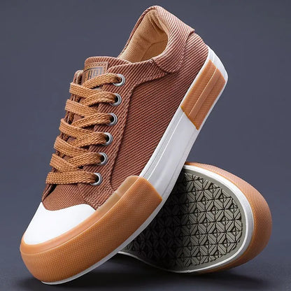 Men Canvas Shoes Casual Lace Up Sneakers Summer Fashion Breathable Vulcanize Shoes Rubber Flats Outdoor Autumn Casual Man Shoes.