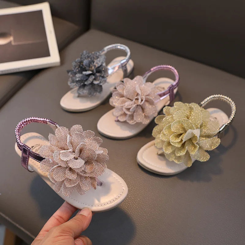 Girls Sandals 2023 Summer New Bling Flowers Baby Children Fashion Soft Bottom Student Shoes Kid's Slippers Pink Flats Flip Flops.