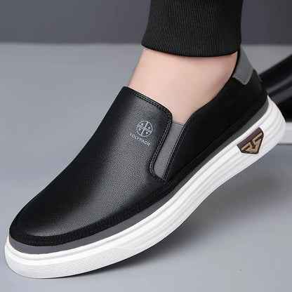 New 2025 Men's Genuine Leather Casual Sneakers Spring Summer Fashion Slip-On White Shoes Soft Sole Comfortable for Everyday Wear.