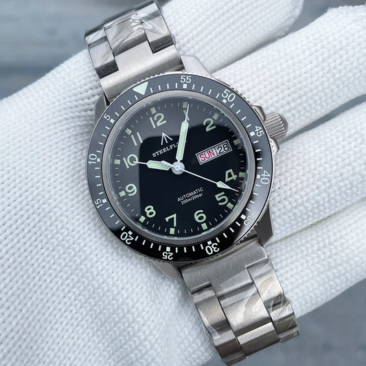 STEELFLIER Official SF787 Dive Luxury Wristwatches Double Calendar NH36 Movement Super Luminous 200M Waterproof Mechanical Watch.