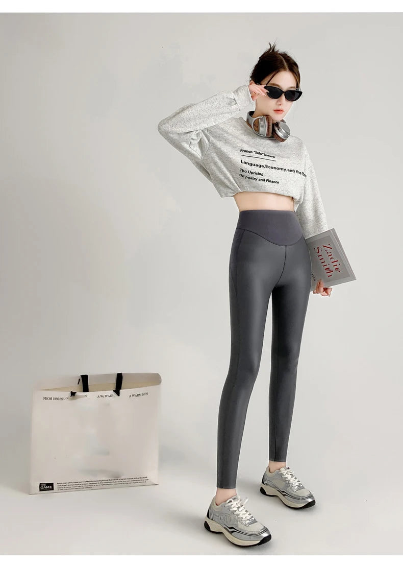 BIVIGAOS Herbst Neue Enge Stretch Leder Hosen Frauen Sharkskin Hohe Taille Spleißen PU Leder Fleece Sexy Leggings Winter Warm