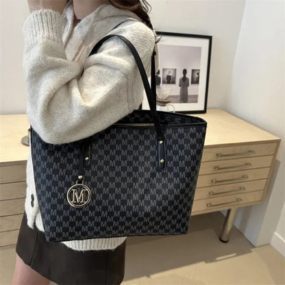 Stylish Tote Bag, Vintage Handbag, Large Underarm Shoulder Bag for Women Suitable for Daily Use, Work, Outdoor, Travel, Shopping.