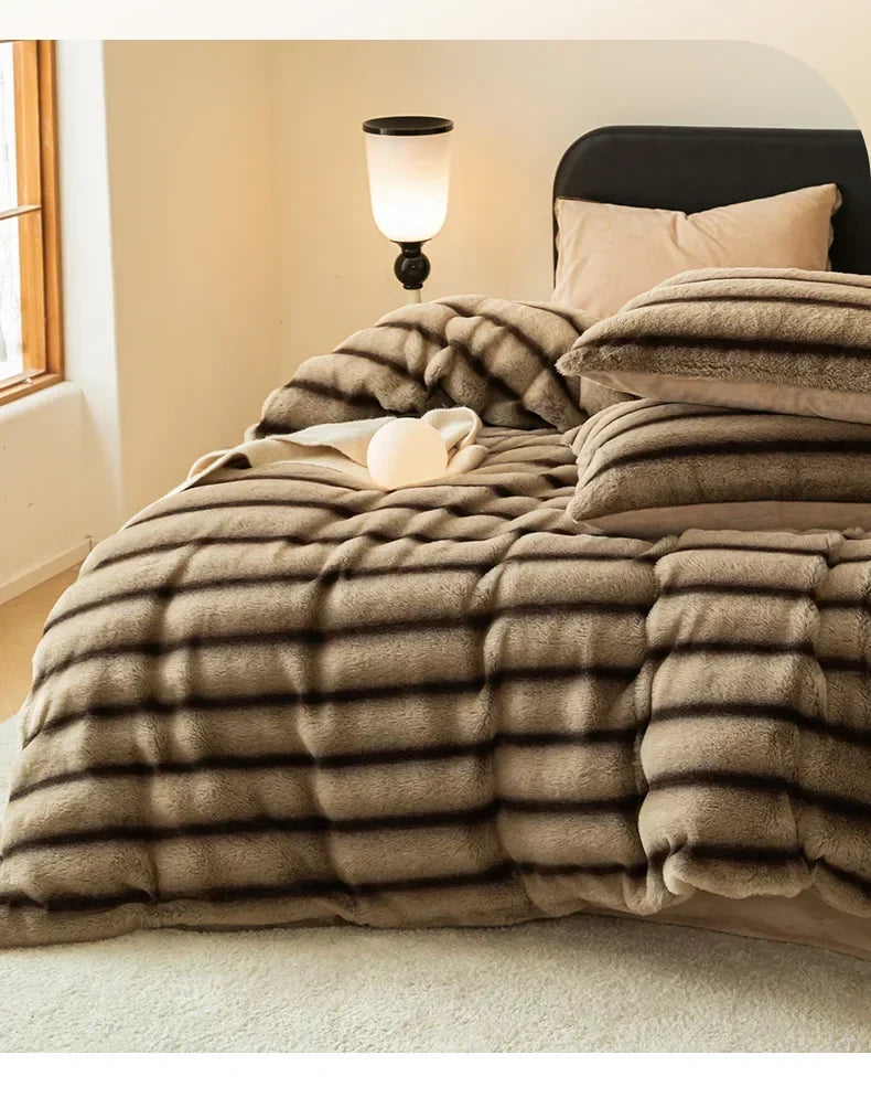 Winter Thick Warm Luxury Bedding Set Include Quilt Cover Sheet Pillowcase Solid Color Coral Velvet Soft Queen Duvet Cover Set.