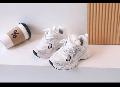 Kids Casual Running Shoes with Thick Soles Boys Girls Fashion Versatile Sports Shoes 2024 New Children Mesh Breathable Sneakers.