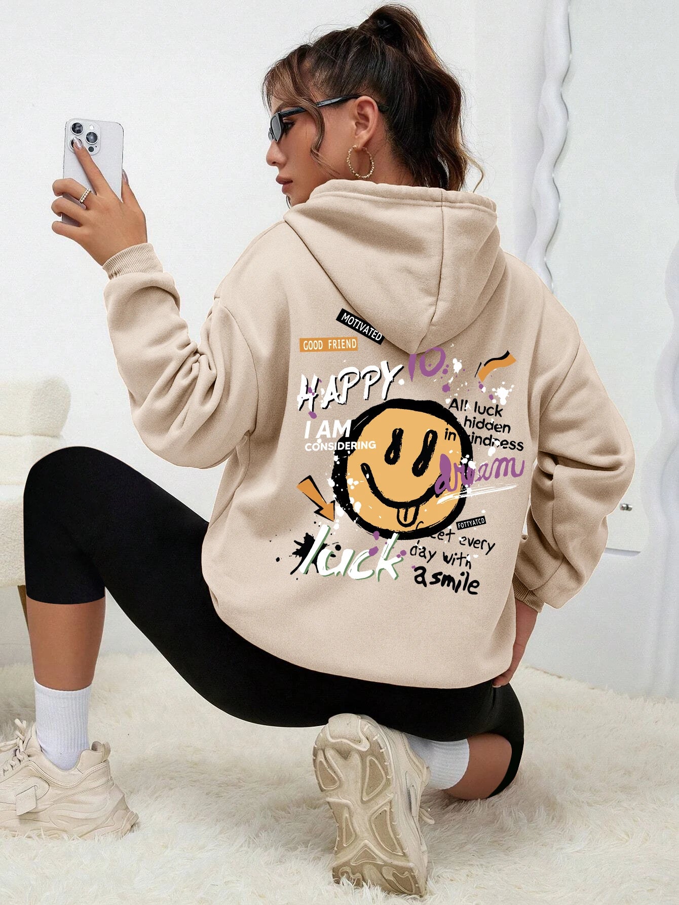 Interesting Graffiti Printing Women Hoodie Fashion Street Hoody Casual Versatile Sweatshirt Autumn Fleece S-Xxl Female Clothing.