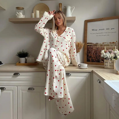 Sommer Neue Liebe Herz Druck Pyjama 100% Baumwolle Langarm Set 2Pcs Outfit Revers Nachtwäsche Taste Unten frauen pyjamas Nachtwäsche.