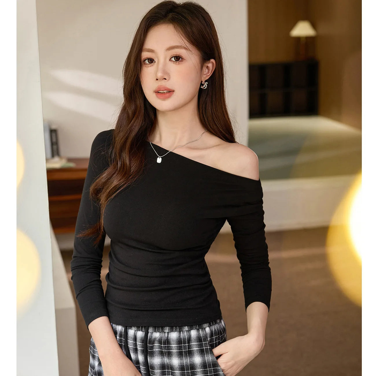 One Shoulder Gathered Waist Long Sleeve T-Shirt Women's Autumn Sexy Top.