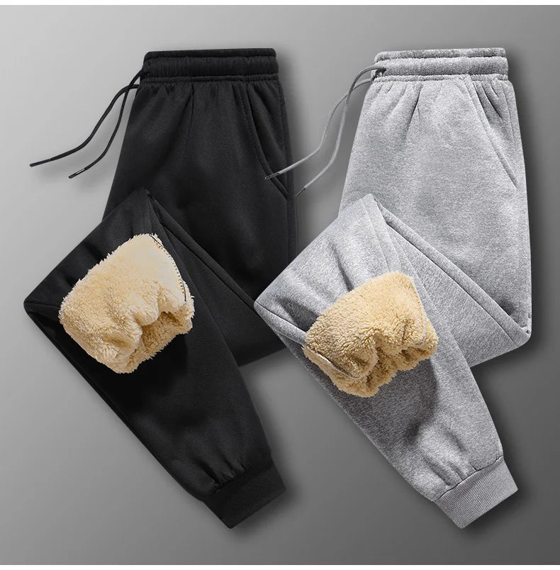 Pants for men in autumn and winter, thickened with fleece for outerwear, casual pants, warm lamb wool sports sweatpants.