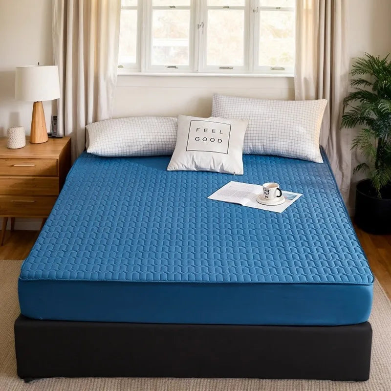 Waterproof Thicken Mattress Cover Quilted Latex Mat Bed Covers Pad Skin-Friendly Fitted Sheet Protector Bedspread150/160/180x200.