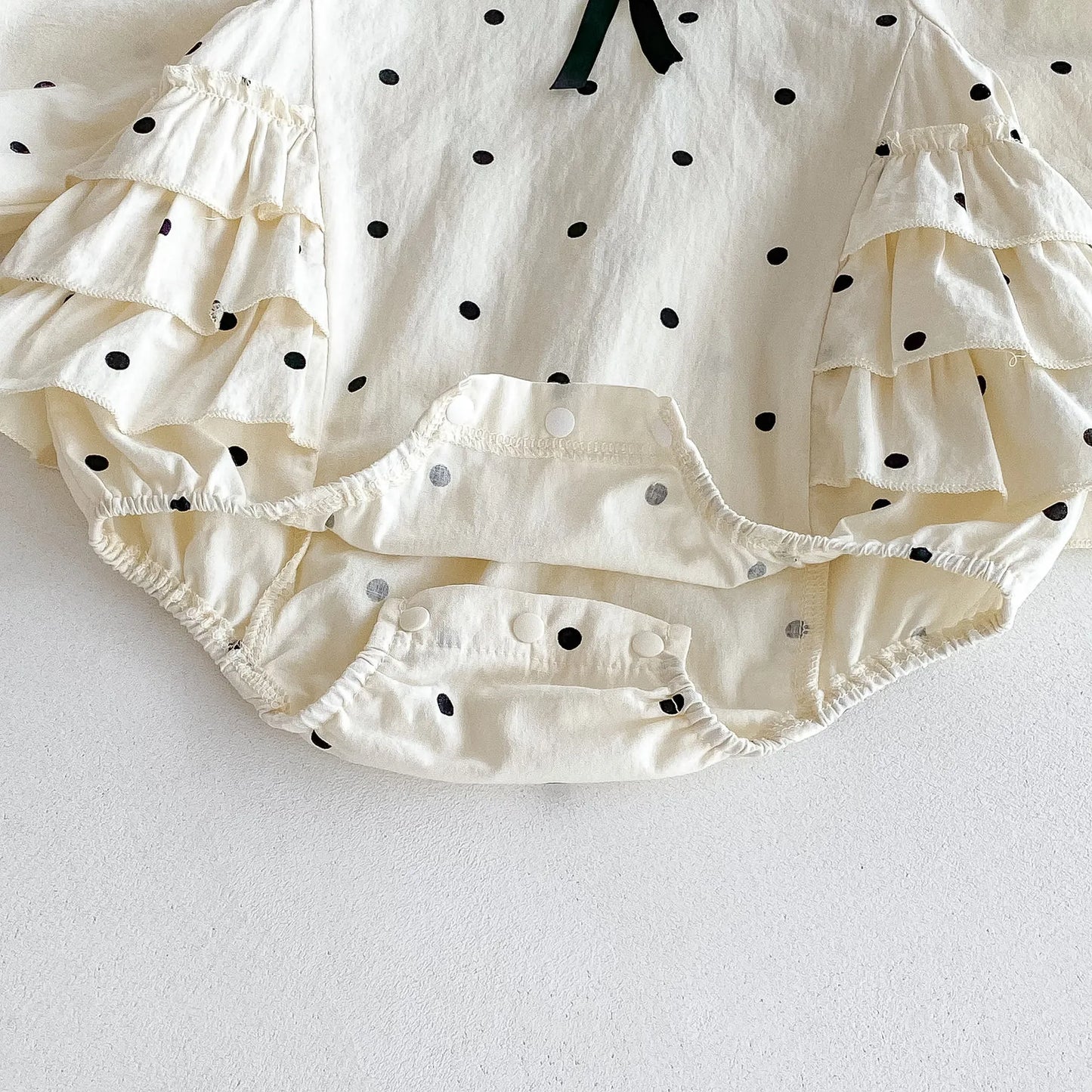 2023 herbst Neue Baby Mädchen Bodysuit Baumwolle Polka Dot Gedruckt Infant Mädchen Ein Stück Kleidung Kleinkind Overall Neugeborene Kleidung.