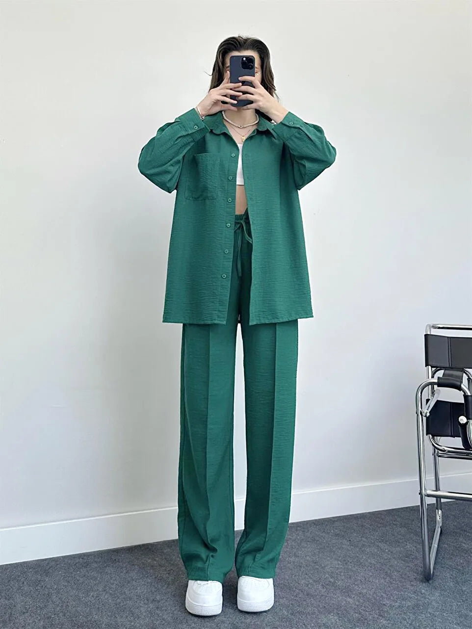 New Autumn Red Women Casual Two-piece Set, Features A Thin Long-sleeved Lapel Shirt Paired with Matching Drawstring Trousers..