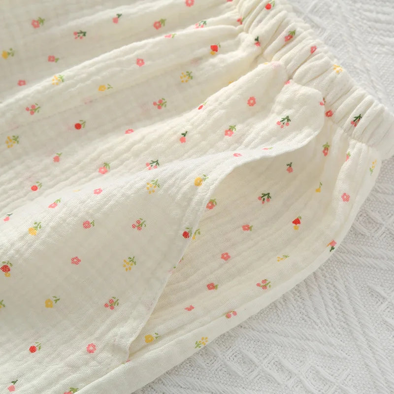 Pajamas pure cotton three-piece set spring and summer thin crepe autumn gauze lapel short-sleeved trousers shorts loungewear set.