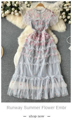 Sommer Stickerei Spitze Schmetterling Kleider Für Frauen Blume Kontrast Farbe Koreanische Mode Büro Party Bodycon Elegante Vestidos.