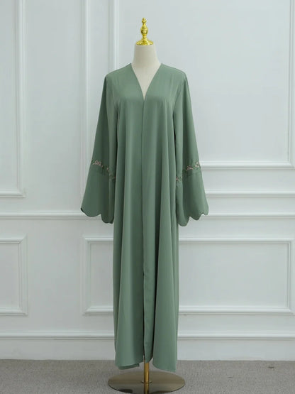 Middle East Women Arabic Dubai Abaya Luxury Kimono Cardigan Floral embroidery Long Dress Modest Robe Femme Islam Clothing Kebaya.