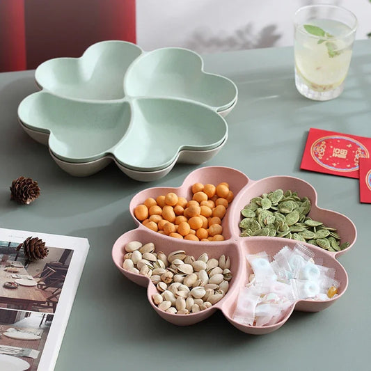 4-grid Fruit Plate Tray Heart Shaped Creative Plates Storage Box Dried Fruit Snack Plates Divided Candy Dessert Plate Container.