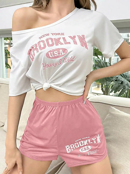 Damen-Pyjama im neuen Stil, weiße Buchstaben, kurzärmelige Bluse, Shorts, zweiteilig, elegant, lässig, schöne Heimkleidung.