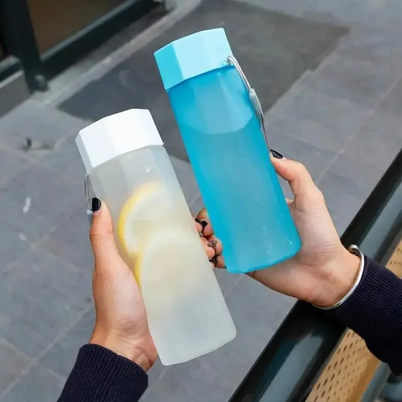 Portable Plastic Water Bottle Creative Matte Water Cup Outdoor Juice Leak-Proof Sports Bottle with Rope Travel Camping Bottles.