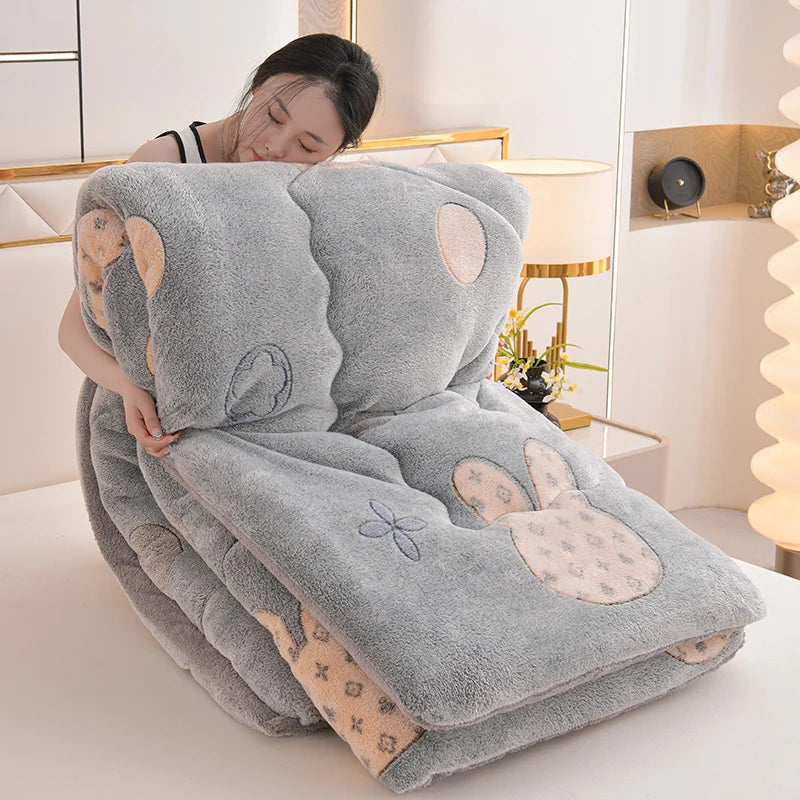 1Pc Snowflake Velvet Skin-Friendly Milk Velvet Quilt Quilt Core Suitable for Bedroom Apartment Winter Thickeneded Warm Comfortable Fashion Print Ins Style 1.5/1.8/2/2.2m Bed.