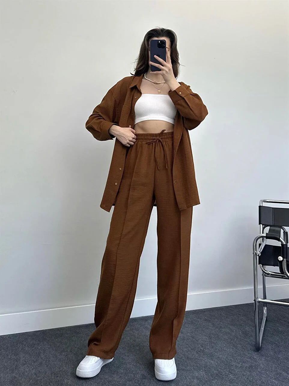 New Autumn Red Women Casual Two-piece Set, Features A Thin Long-sleeved Lapel Shirt Paired with Matching Drawstring Trousers.