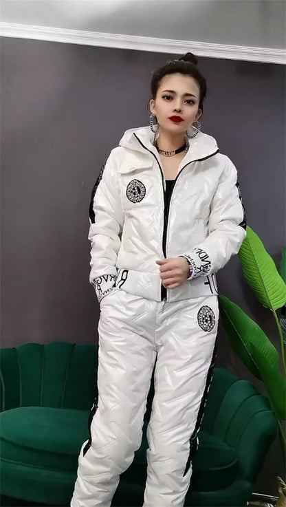 Mode Winter Glänzend Parkas Frauen Anzug Übergroßen Zwei Stück Set Casual Mit Kapuze Baumwolle Gepolsterte Kurzen Mantel + Verdicken Warme Hose Sets