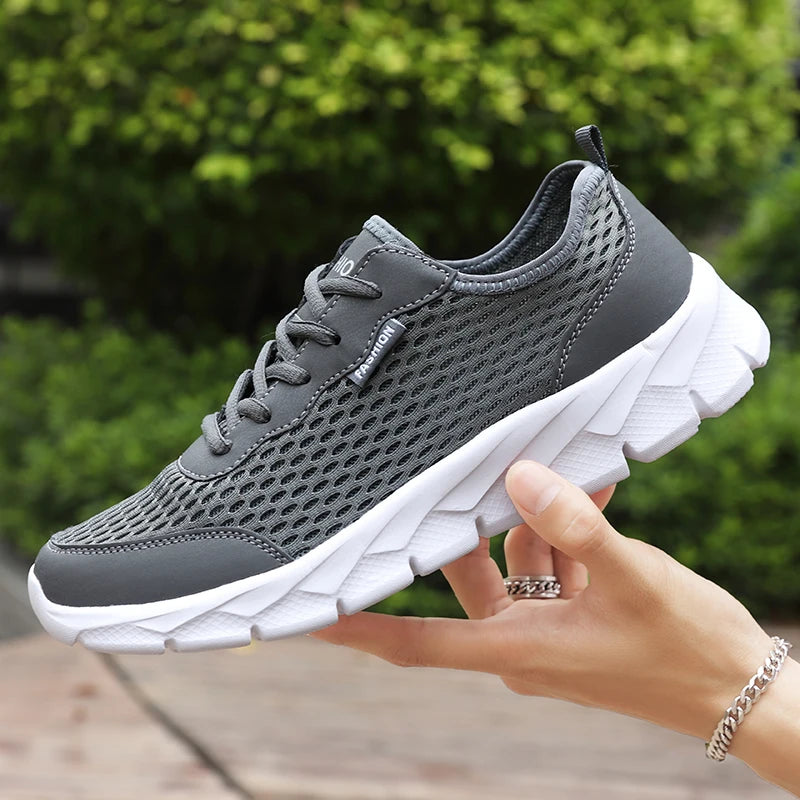 New Running Shoes for Men Comfortable Sports Shoes Lightweight Fashion Summer Plus Size 38-48 Breathable Sneakers for Men.