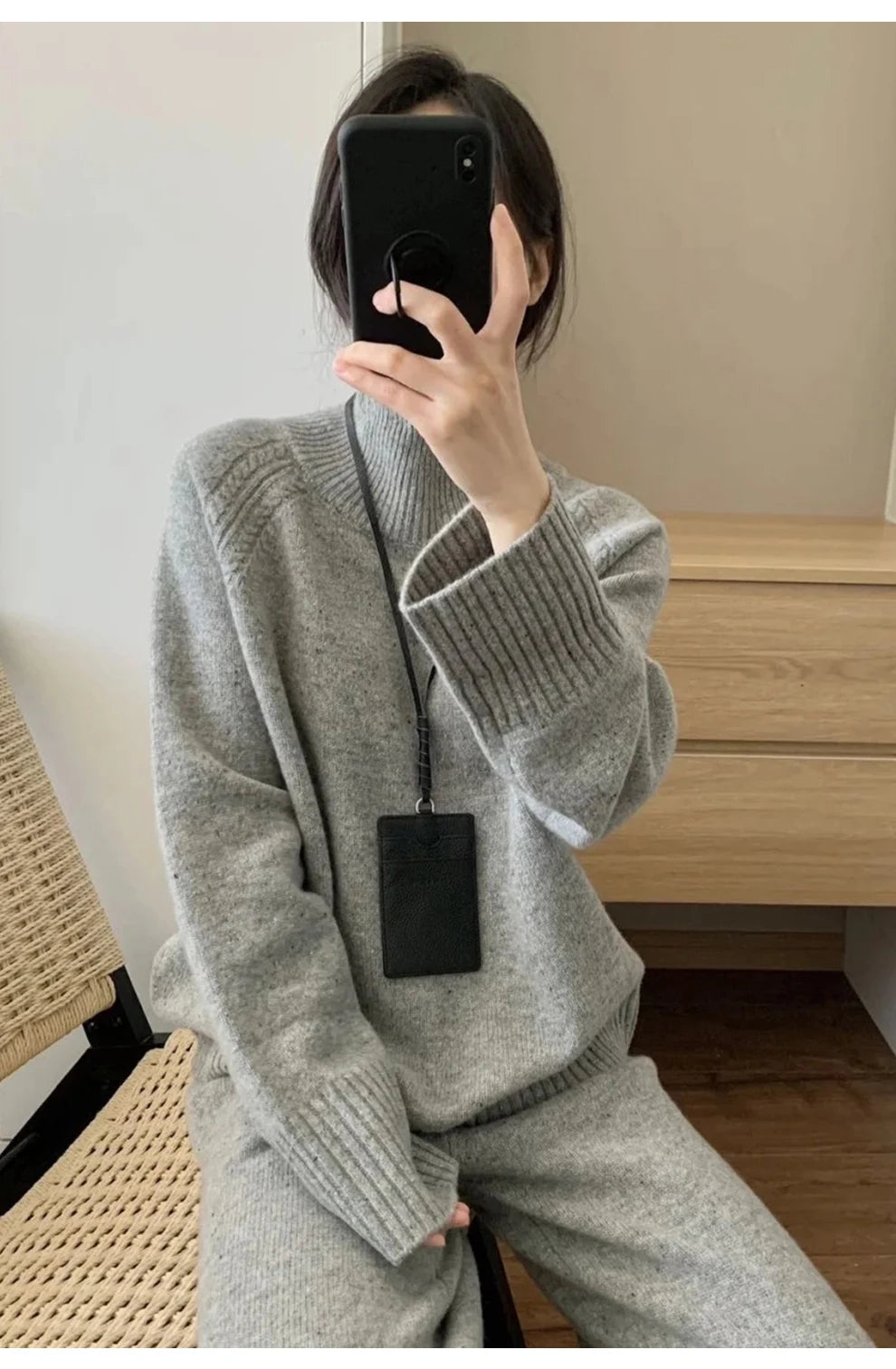 Zweiteiliger Anzug aus 100 % Merinowolle für Damen, O-Kragen-Pullover, Pullover, weites Bein, Hosen-Set, Herbst-Winter, lockere, bequeme Strickwaren