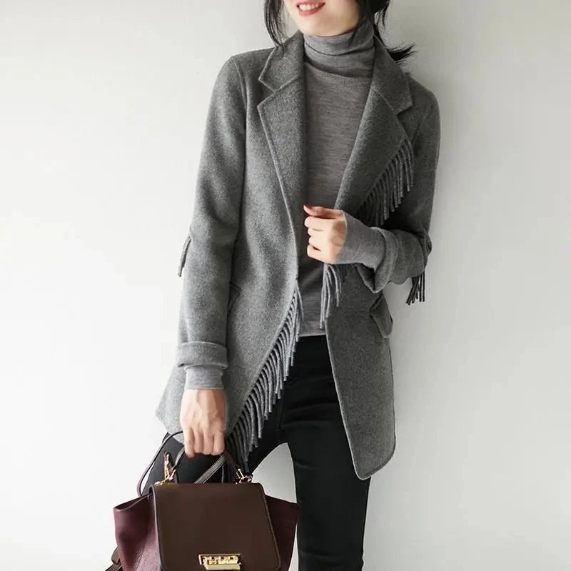 2025 neue Herbst Winter Wolle Mantel Frauen Windjacke Jacke Baumwolle Oberbekleidung Quaste Woolen Anzug Kleidung Weibliche Strickjacke.