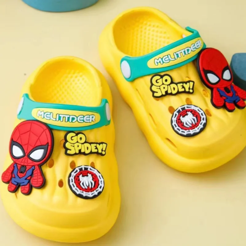 Disney Children'S Hole Sandals Boys Summer Home Slipper Cartoon Spider-Man Slipper Children'S Gifts Beach Shoes Size 18-29.