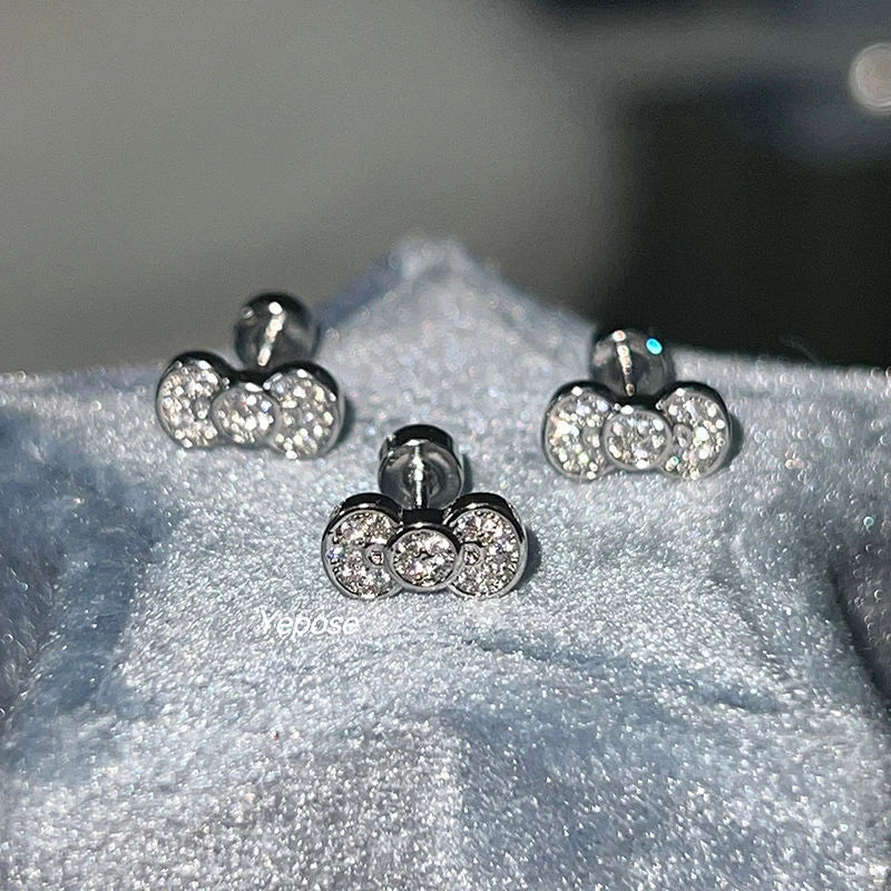 1pcs Quality Shiny Cross Zircon 316L Stainless Steel Ear Bone Nail Y2K Style Silver Color Earring for Women Cochlear Accessories.