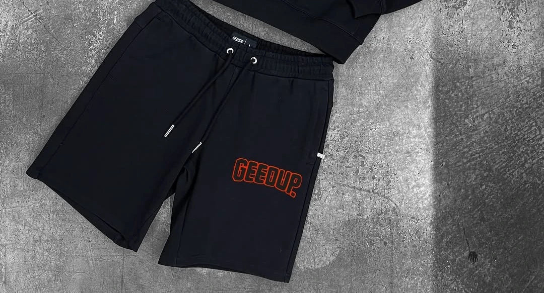 Sports and leisure hoodie two-piece set for men's y2k Harajuku Gothic bodybuilding outdoor couple design sports loose suit.