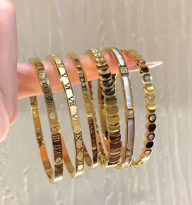 Titanium Steel Gold Silver Color Bangles for Women Girls Trend Waterproof Jewelry Luxury Sparkling Zircon Bracelet Bangle.