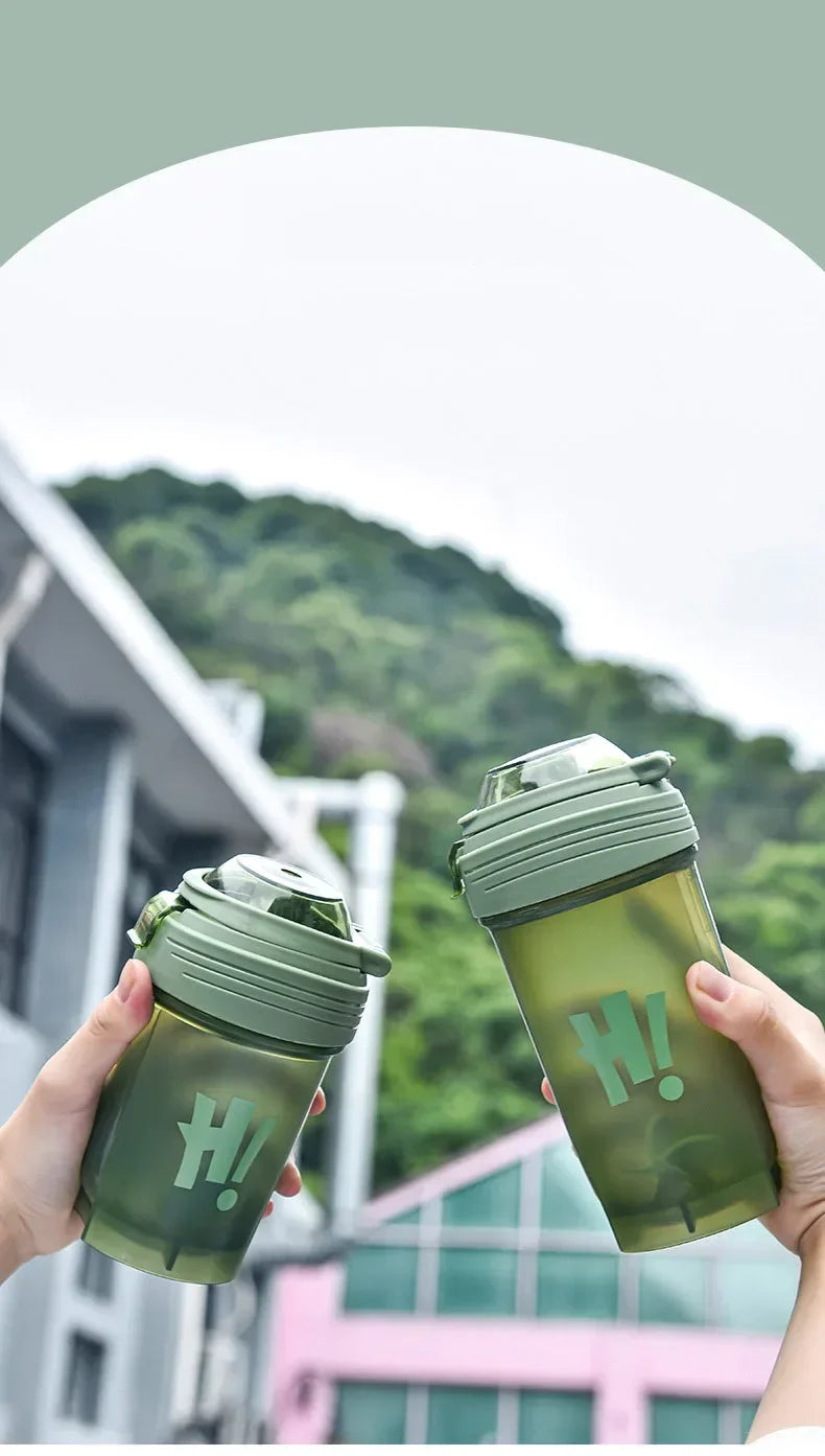 Portable 500ml Protein Powder Shaker Bottle Leak Proof Water Bottle for Gym Fitness Training Sport Shaker Mixing Cup with Scale.