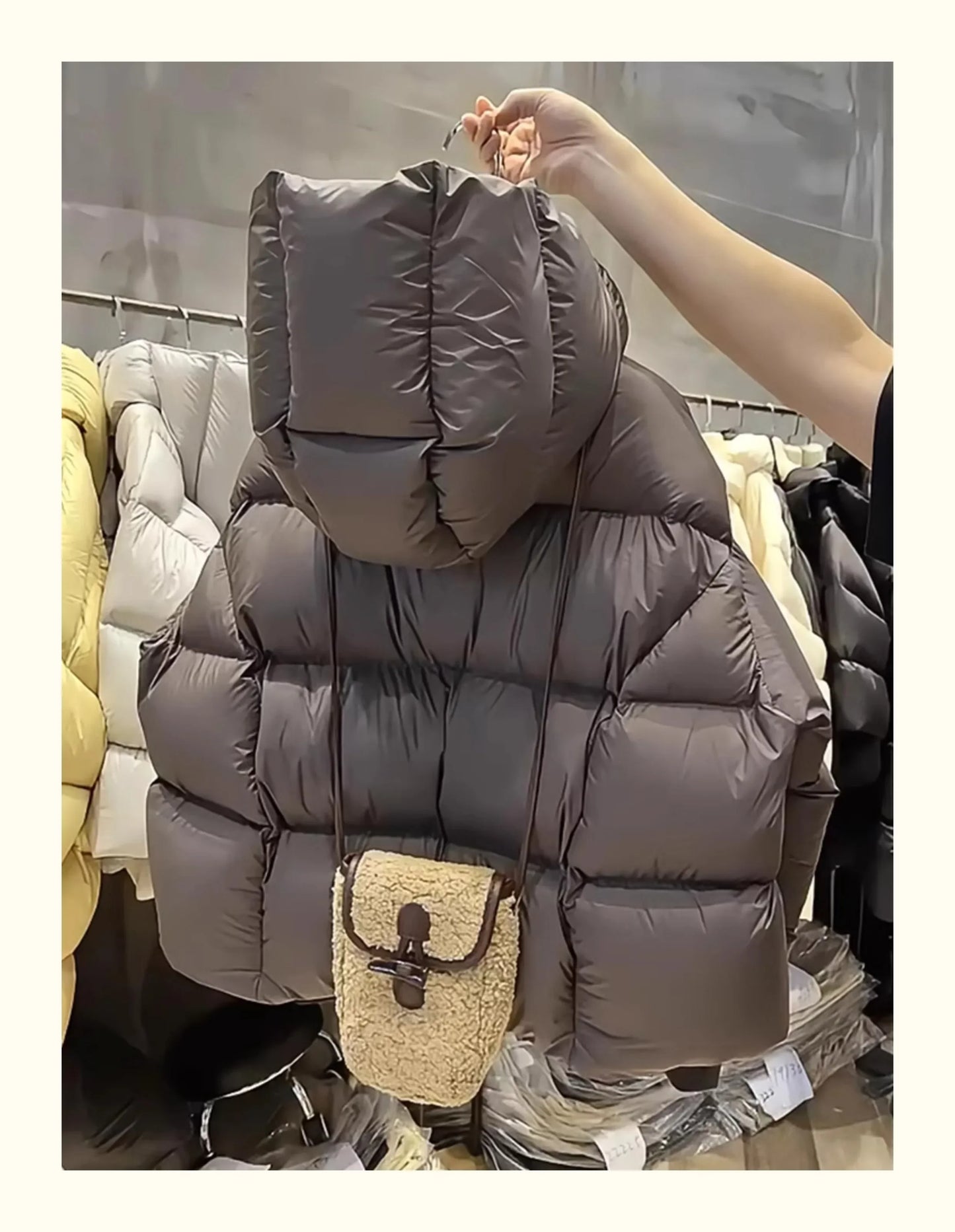 90 % weiße Entendaunen-Damen-Daunenjacken, 2025, neue weibliche Stehkragen-Pufferjacke, lässige lose Parkas mit Kapuze.