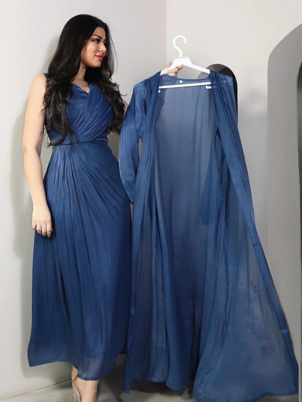 Morocco Party Dress Women Abaya 2 Piece Set Silky Satin Dubai Muslim Dresses Eid Caftan Evening Long Robe Vestidos Abayas Robe.