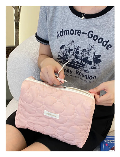 Large Capacity Women's Cosmetic Bags Cases Casual Ladies Small Storage Bag with Zipper Female Travel Clutch Bag Small Handbags.