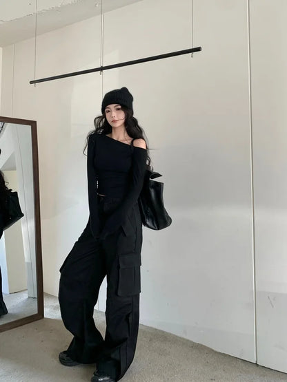 SexySpicy Girl Style Blackoff-the-Shoulder Long Sleeve T-shirt Slimming Smooths Your Silhouette Nefarious Crossbody Top For Wome.