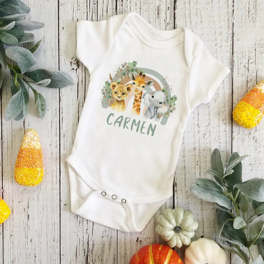 Personal isierte Baby Bodysuit Regenbogen Tier mit Namen Säugling Overalls Neugeborenen Wild One Outfits Stram pler Baby Geburtstag Dusche Geschenke.