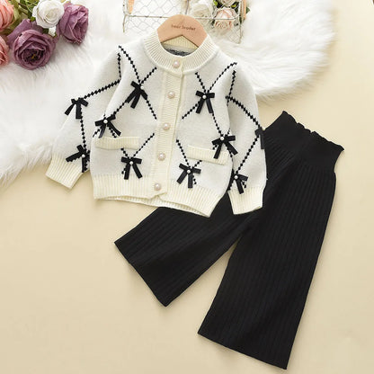 Bear Leader Bow Baby Sweatshirt + Pants 2pcs Set New Children Knitting Outfit for 2-6Years Kids Tracksuit Winter Girls Clothes.