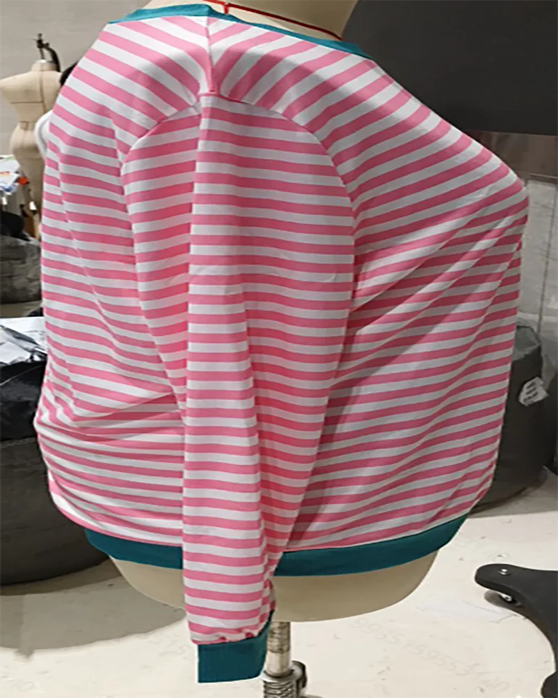 2024 Plus Size Europa und die Vereinigten Staaten Herbst und Winter neue Rundhals ausschnitt gestreifte lose lang ärmel ige Hoodie Frau.