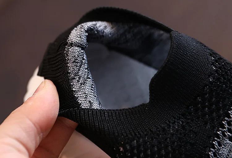 Kids Shoes Multicolor Knitted Toddler Baby Sneakers Casual Slip On Sneakers Children Shoes Kid Girls Boys Sports Shoes.