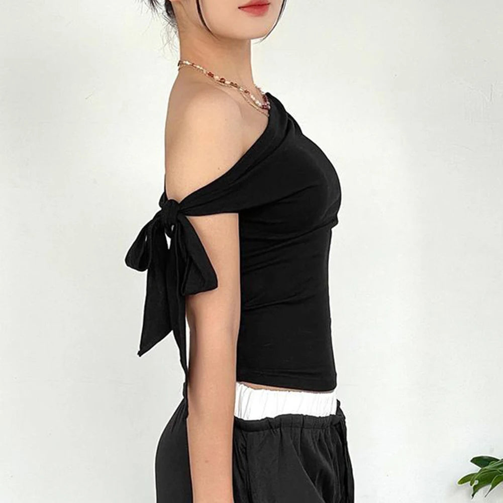 Vacation Styles One-Shoulder Cropped Top Womens Slim Fit Women One Shoulder Top Applicable For Vacation Solid Color Pattern.