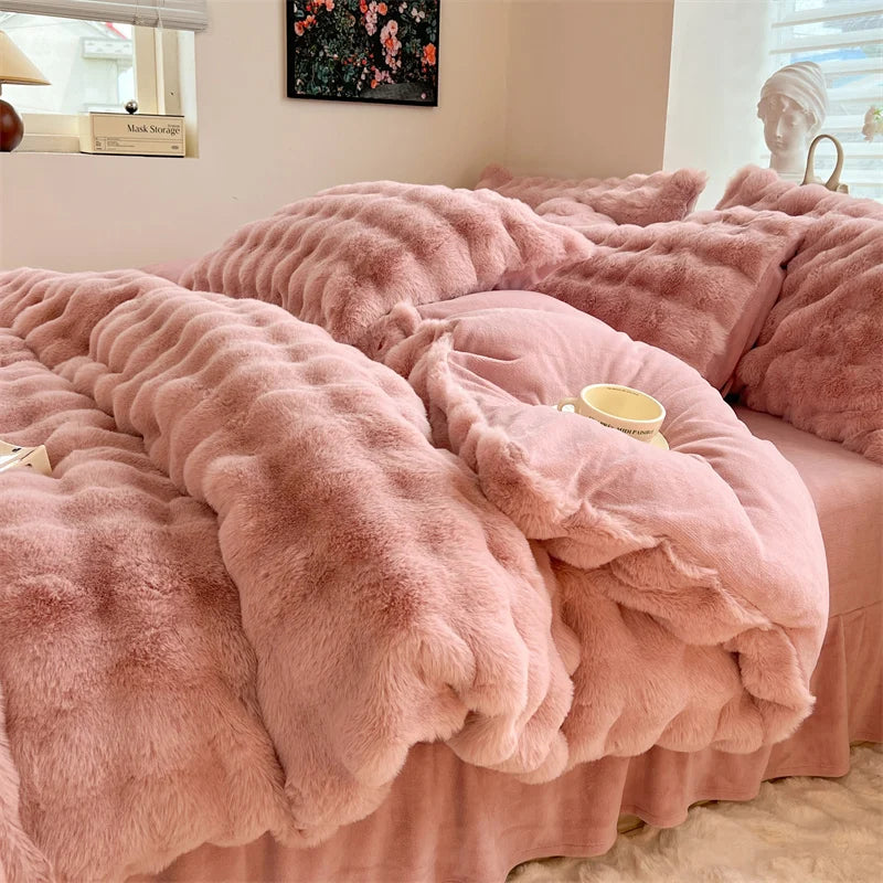 Luxury Faux Rabbit Fur Velvet Fleece Plush Soft Warm Bedding Set Super Comfortable Duvet Cover Set Blanket Bed Sheet Pillowcases.