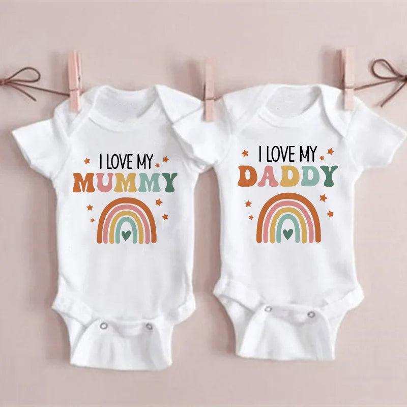 Ich liebe Mama und Papa, Regenbogen-bedruckter Neugeborenen-Body, lustiger Sommer-Kurzarm-Säuglingsspielanzug, Body für Jungen und Mädchen.