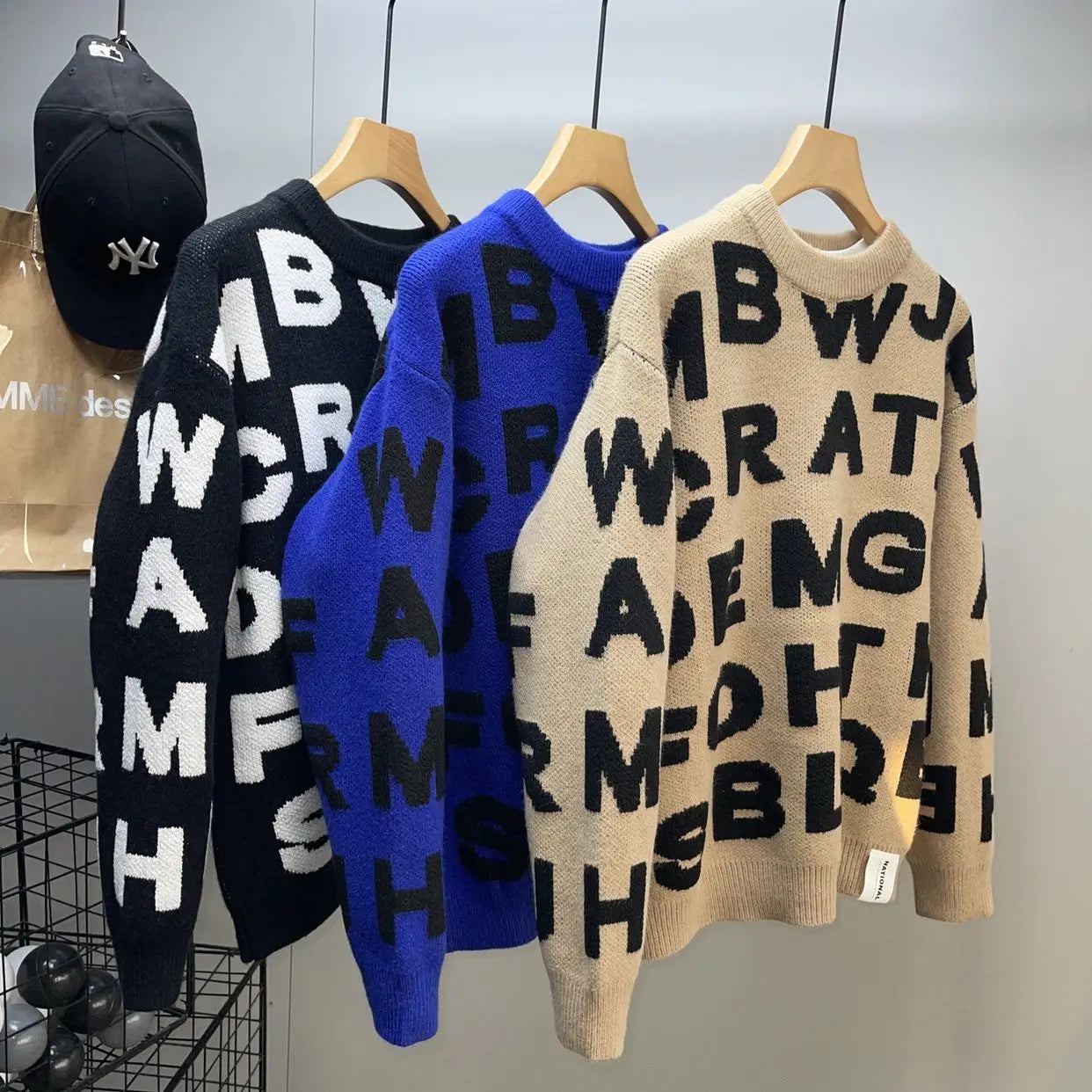 Sweater Men's Clothing Winter Full-print Letter Jacquard Loose Thickened Design Round Neck Top Trendy American Style Sweater.